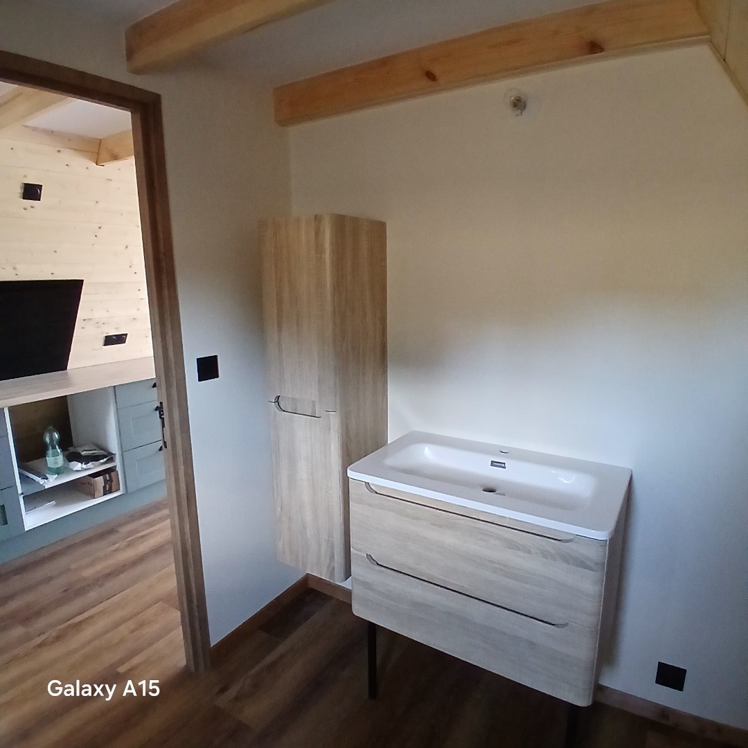 A-Frame XL Saulcy-sur-Meurthe : meuble vasque de la salle de bain